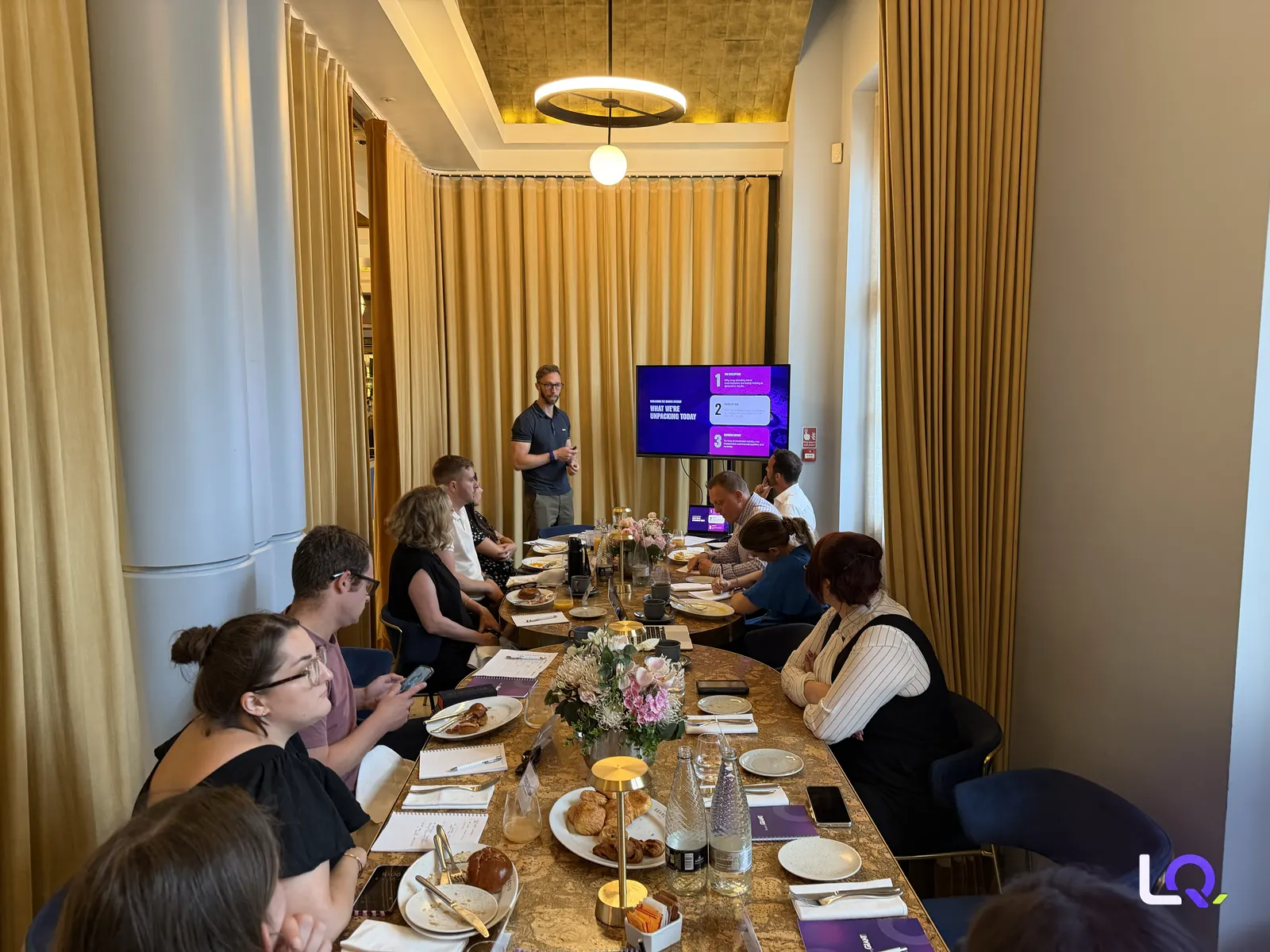 Travel brands discussing AI search around the breakfast table at the Sleeping Giant Media event